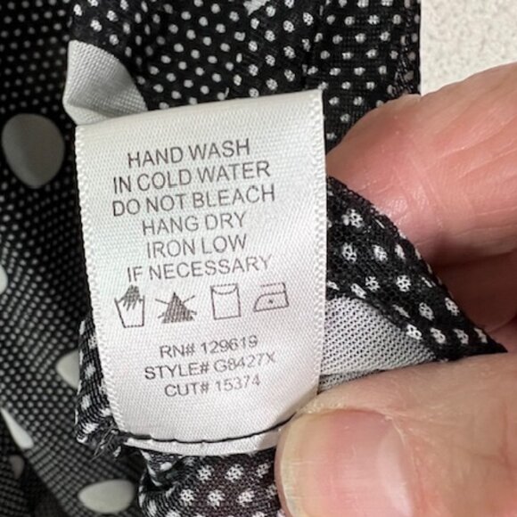 Ember Sheer Sleeveless Womens Plus Size Blouse 2X - Picture 5 of 5